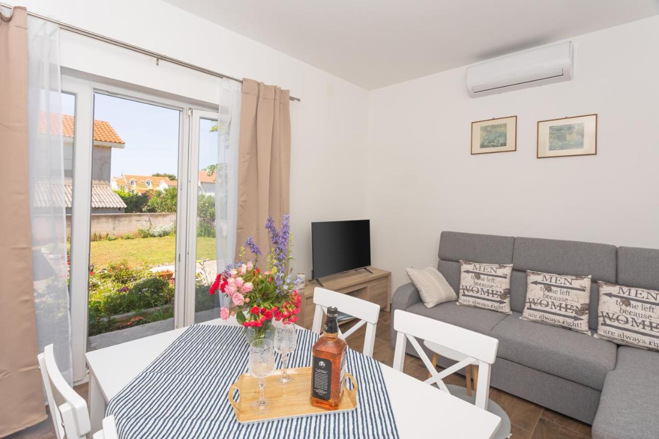 Mara Apartment Sibenik Luaran gambar