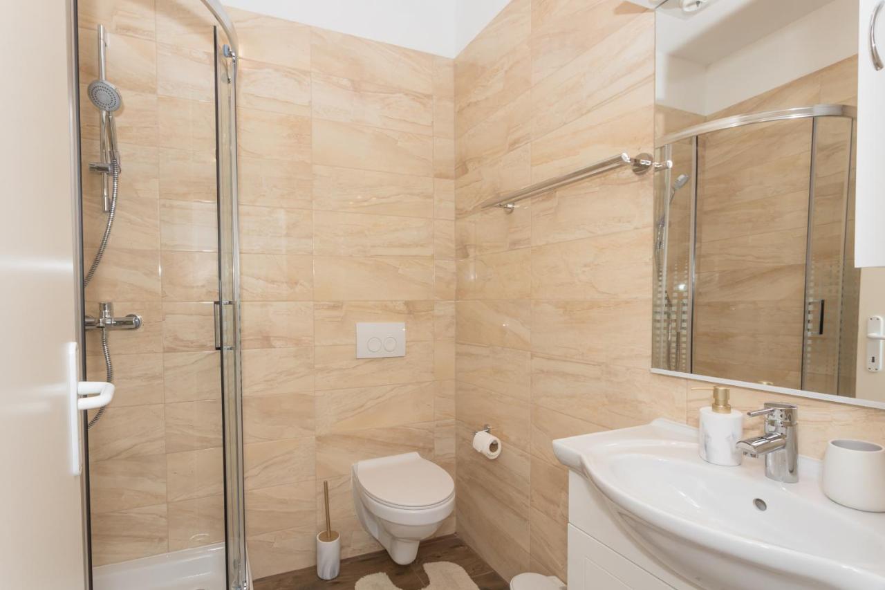 Mara Apartment Sibenik Luaran gambar