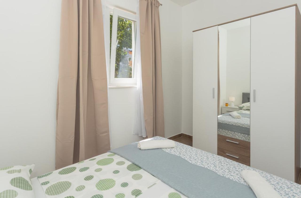 Mara Apartment Sibenik Luaran gambar