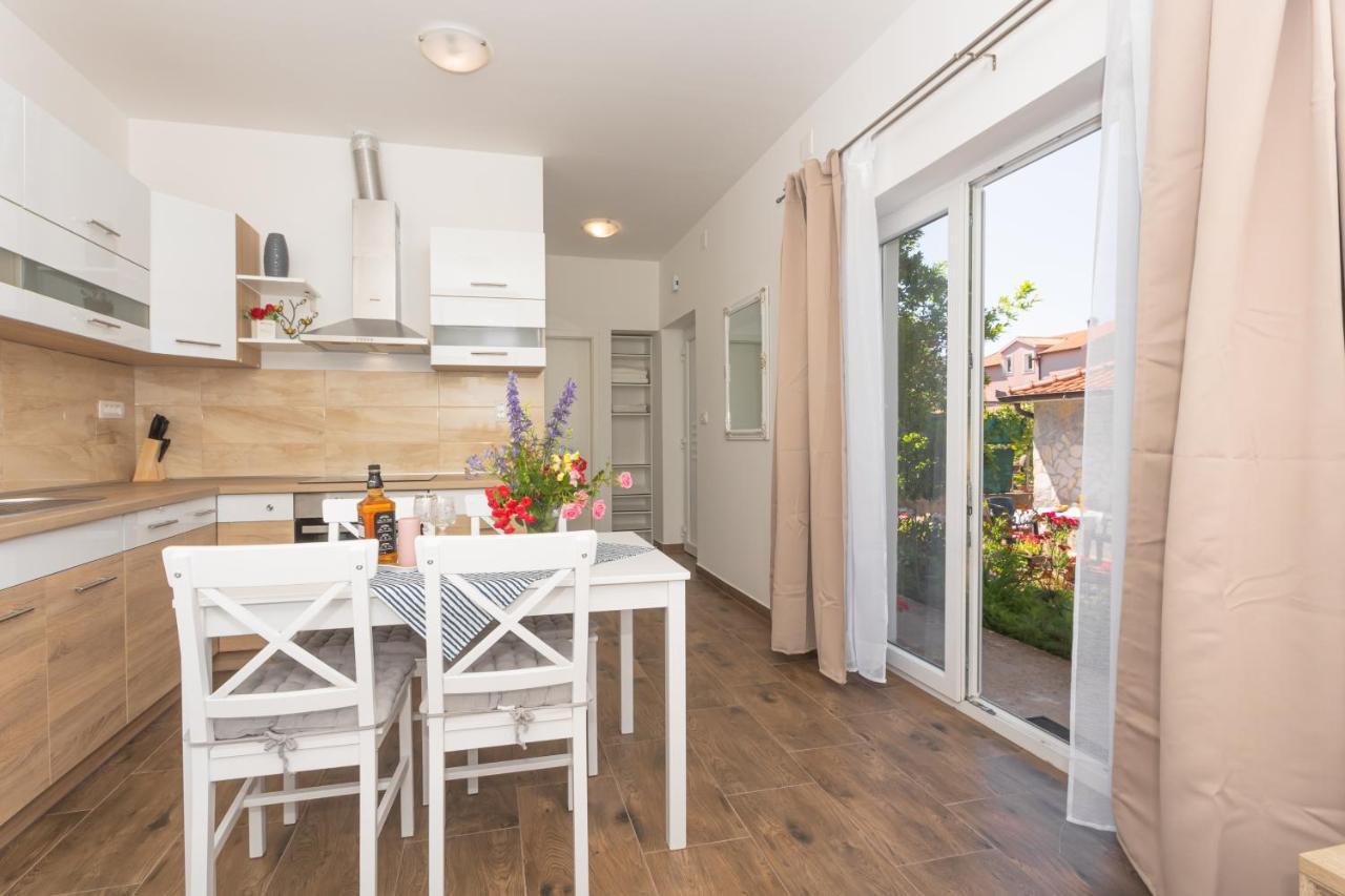 Mara Apartment Sibenik Luaran gambar